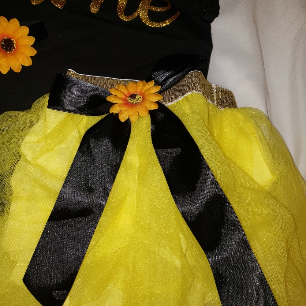 First Birthday sunflower - Picture 5 of 5